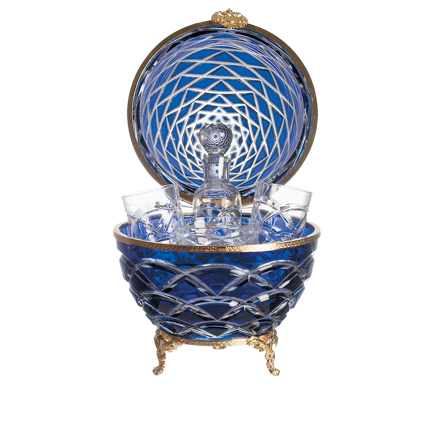 Faberge, шкатулка-яйцо «Кобальт», хрусталь, бронза, бутик Gallery Goyal, 199 500 руб