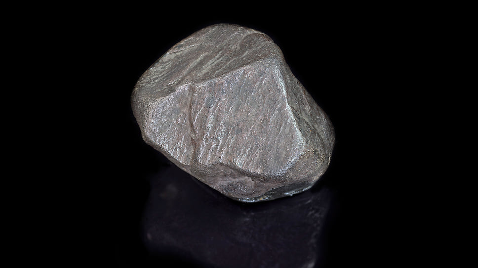 Черный алмаз «Трюфель», 330 карат (Баия, Бразилия), 1849 