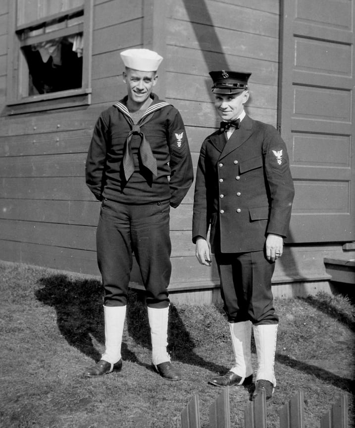 Моряки на военно-морской тренировочной станции Великих озер США в Иллинойсе, Калифорния, 1915 год.