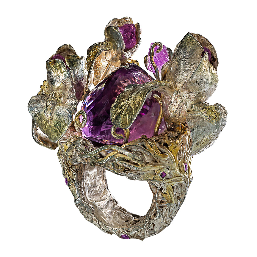 Iwona Tamborska, кольцо Amethyst in Iris Flower