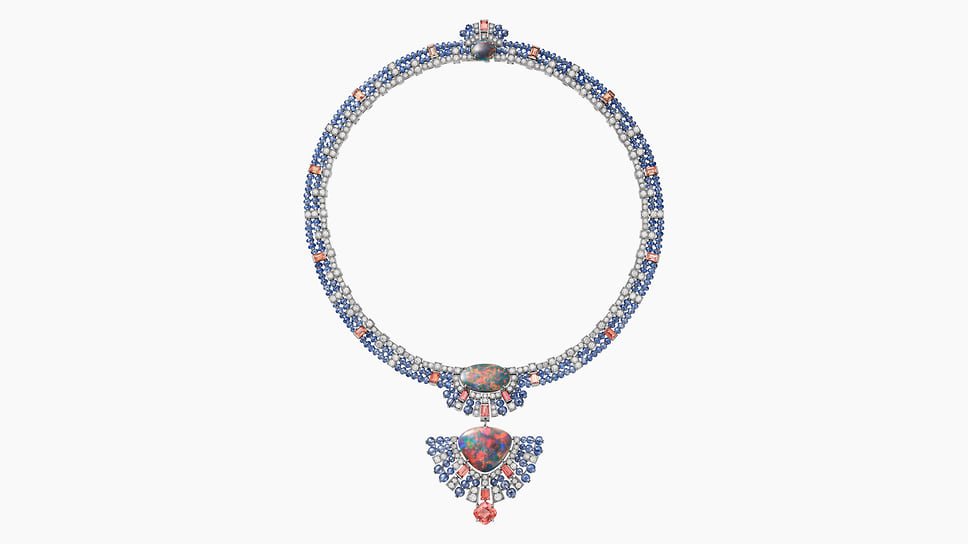 Cartier, колье Apatura, платина, опалы, разноцветные сапфиры, бриллианты
