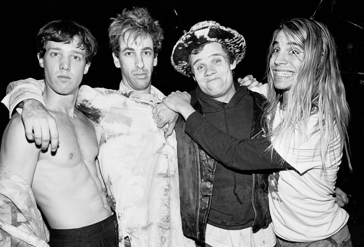 Кидис, Фли и гитарист Хиллел Словак основали группу Anthym, позже в 1983 она стала известная как Red Hot Chili Peppers. Кидис говорил, что ему не нравилась мизогиния в панк-тусовке того времени и он хотел создать более безопасную атмосферу, где девушки могли чувствовать себя комфортно на живых концертах.
