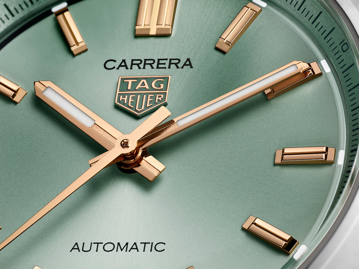 Циферблат часов TAG Heuer Carrera Date