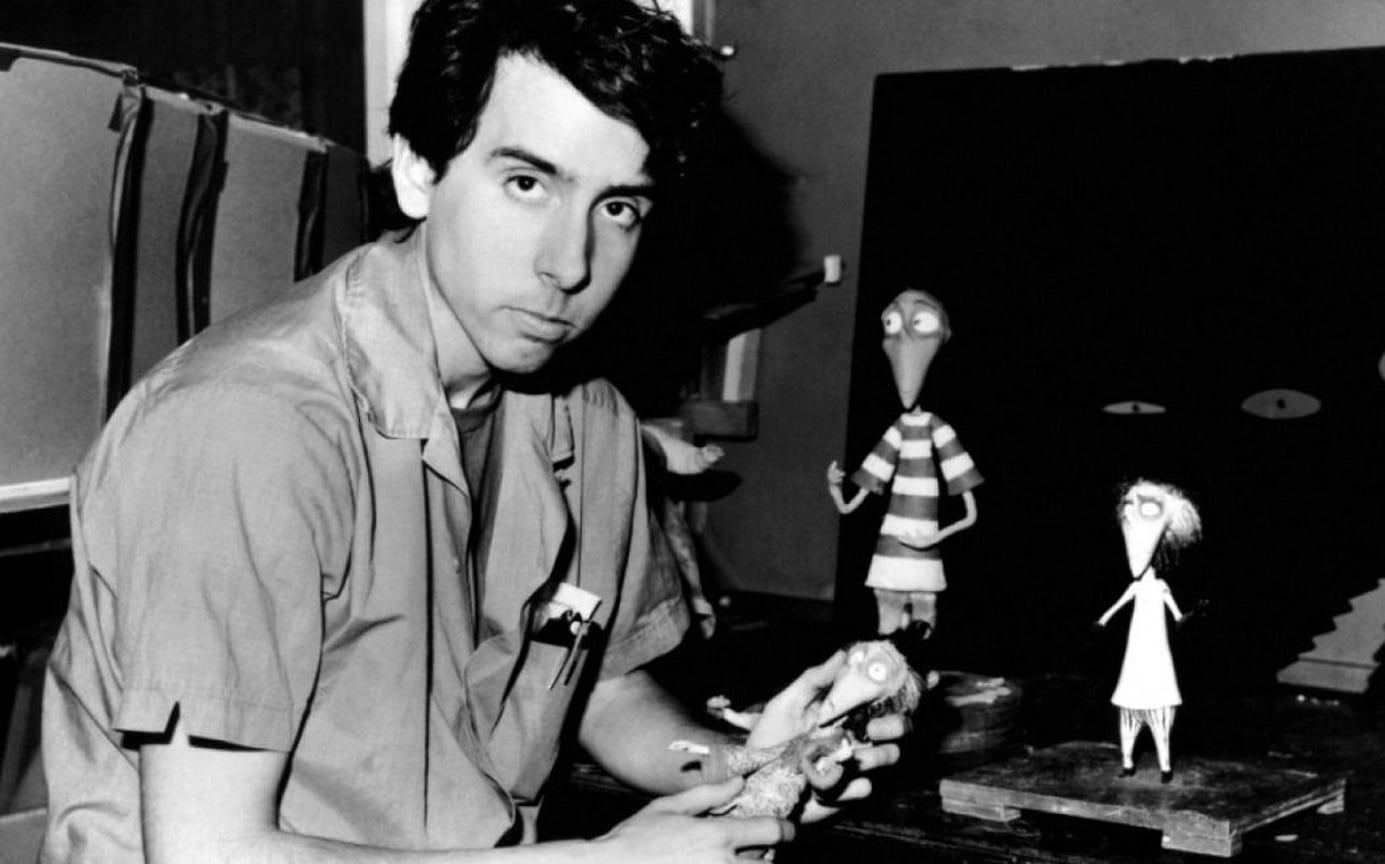 В 1980-х Бертон работал на студии Walt Disney, где снял свой первый мультфильм – «Винсент» (1982).
