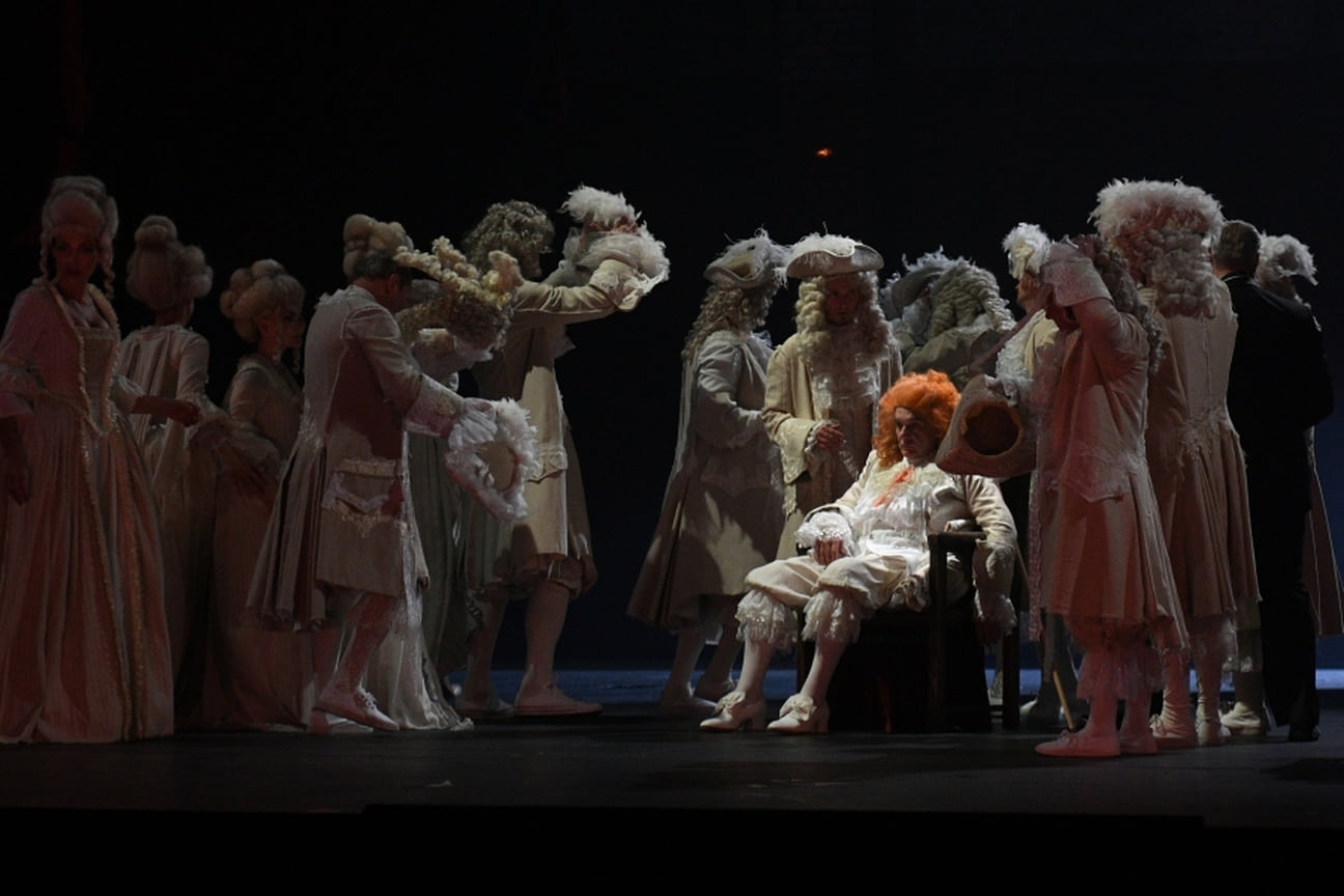 мнимый больной спектакль театр вахтангова. мнимый больной спектакль маковецкий. спектакль дядя ваня театр вахтангова. мнимый больной спектакль театр вахтангова. мнимый больной спектакль вахтангова.