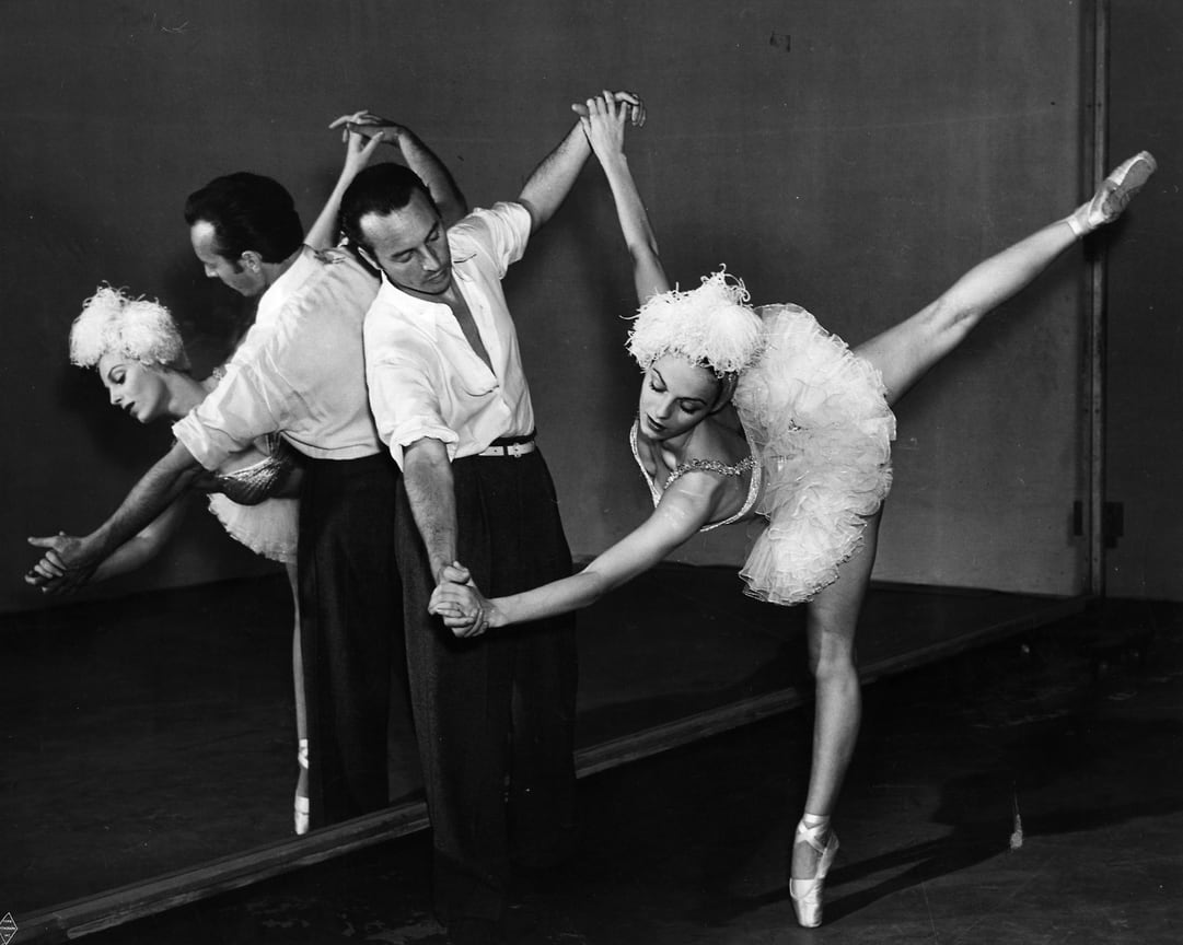 Вера Зорина репетирует со своим мужем Джорджем Баланчиным, 1939 год