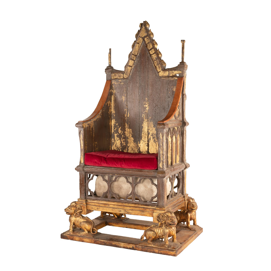 Копия коронационного трона Святого Эдуарда (10-20 тыс. фунтов стерлингов)