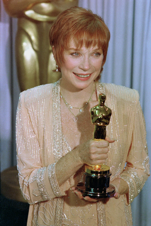 На премию «Оскар» Маклейн номинировалась шесть раз. Статуэтки она была удостоена в 1984 году — за роль в фильме «Язык нежности»