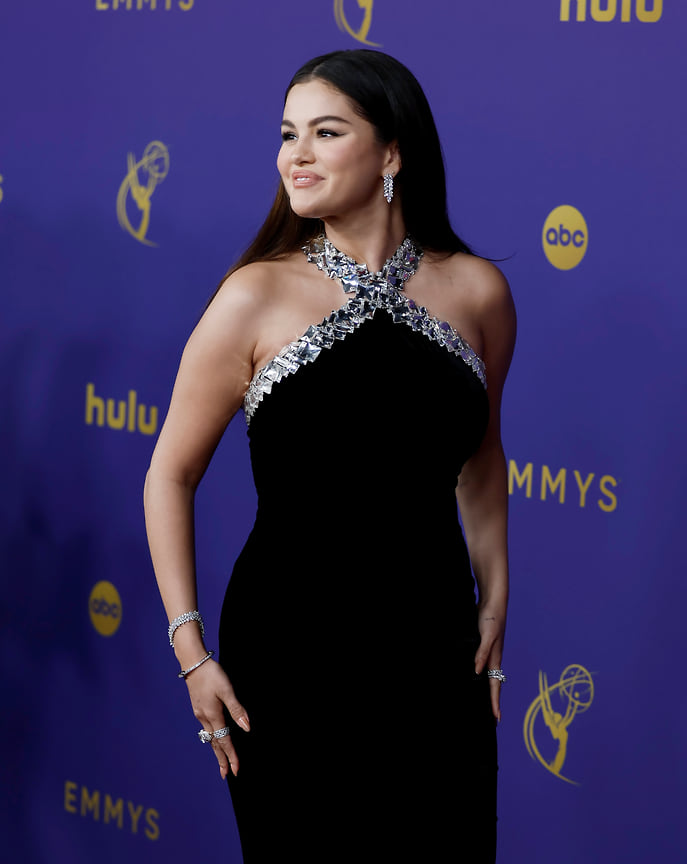 Селена Гомес в Ralph Lauren и украшениях Tiffany & Co.