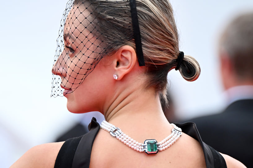 Натальи Османн в колье Parure Atelier