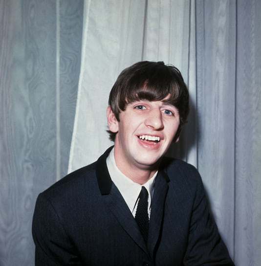 Ринго Старр на пресс-конференции The Beatles в Лондоне, декабрь 1964 года
