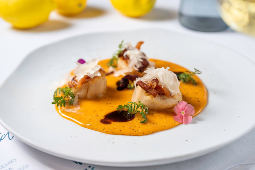 Гребешок с соусом «карбонара»