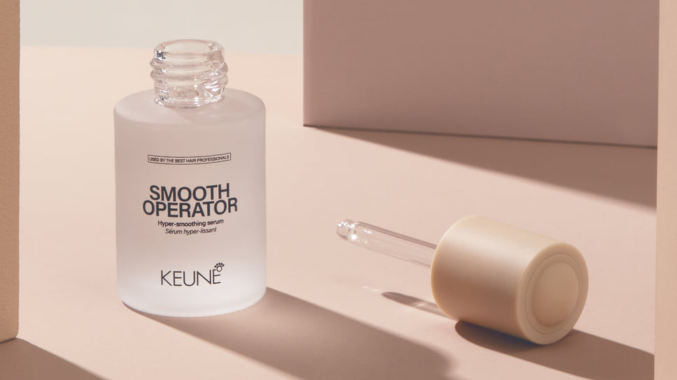 Keune, разглаживающая сыворотка для волос Smooth Operator с ароматом ревеня: придает гладкость и блеск волосам