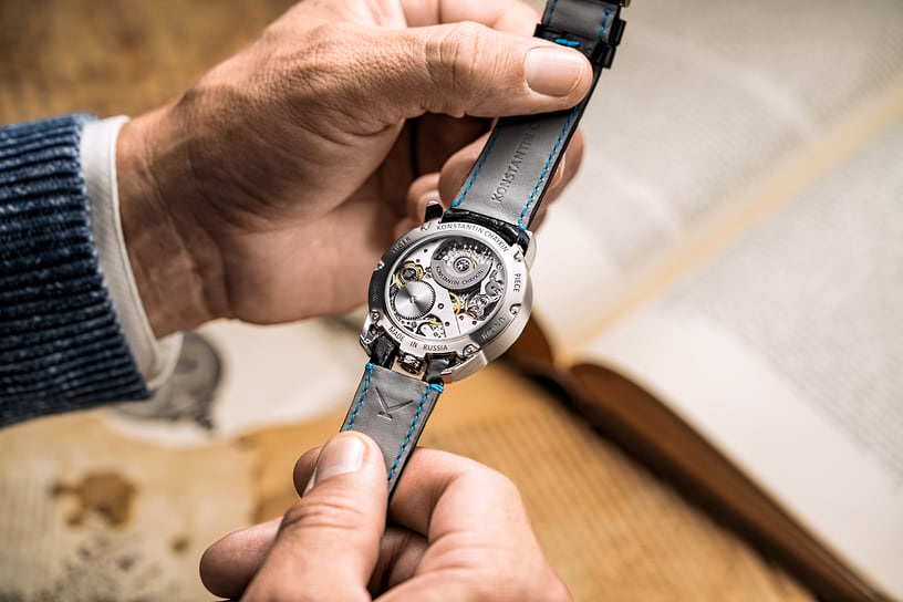 Внутренняя сторона часов Konstantin Chaykin White Tiger