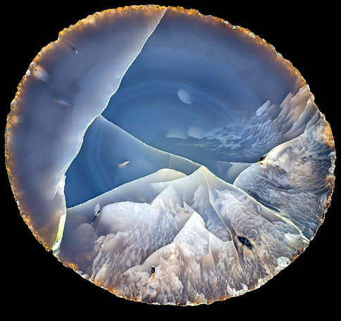 Романтическая выставка в ювелирной цитадели