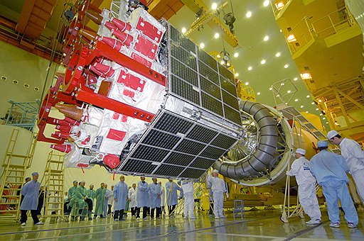 На орбите сейчас имеется 16 «здоровых» спутников ГЛОНАСС, а для покрытия всей территории России требуется 18 работающих спутников