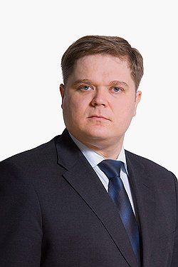 Олег Попов