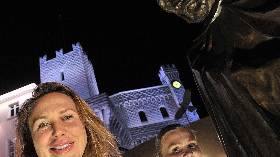 Марианна Титова и Ирина Лобач занимаются своим бизнесом в Монако весело и непринужденно