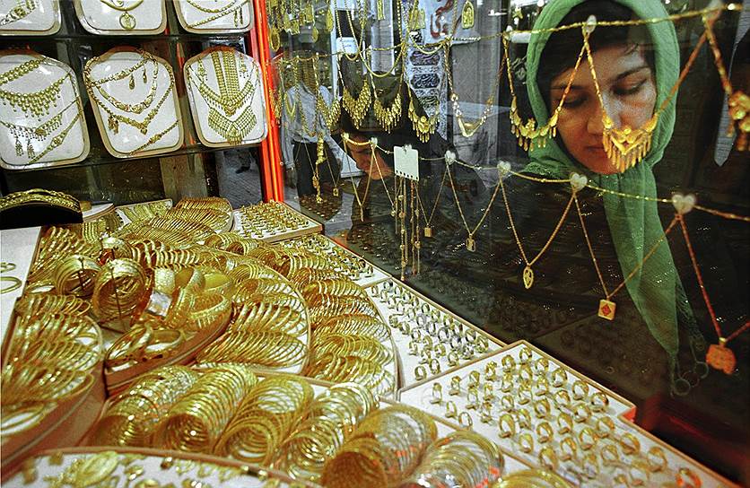 Золото — главный инструмент сбережений для простых иранцев 
