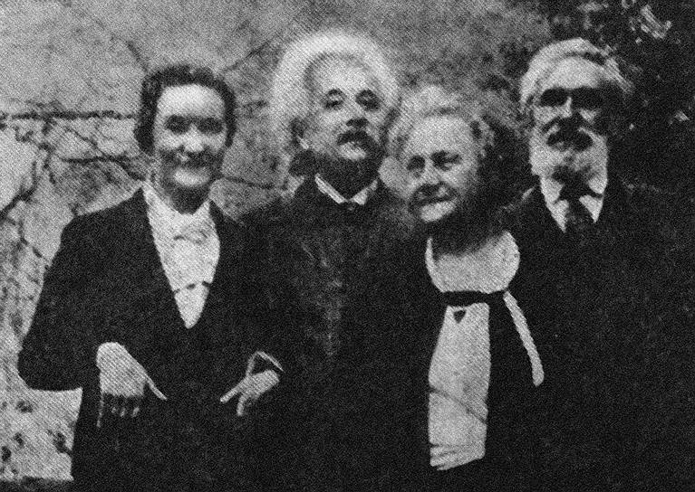 В истории отношений Коненковых и Эйнштейнов, как в хорошем детективе, шпионская линия переплелась с любовной 
