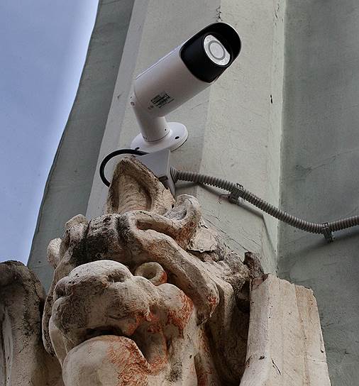 Охранников низкого разряда все чаще заменяют видеокамерами высокого разрешения