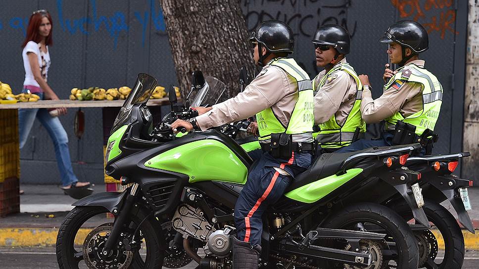 В Южной Америке полиция совсем не синоним блюстителей закона — могут и ограбить