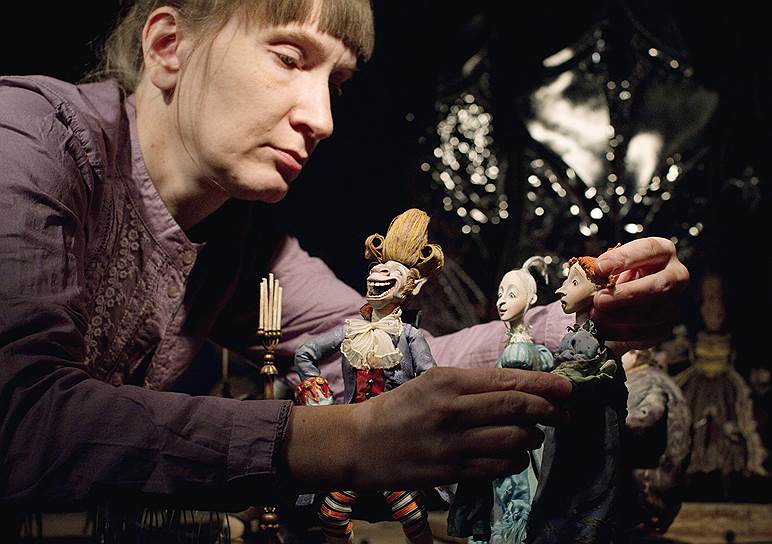 Полнометражный кукольный мультфильм «Гофманиада» значится в производстве «Союзмультфильма» с 2001 года