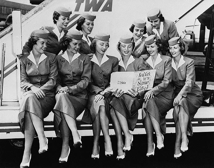 Основанная в 1925 году американская Trans World Airlines могла бы собрать для рекламной акции не пять, а 50 пар хорошеньких стюардесс-близняшек, но от разорения это ее бы все равно не спасло