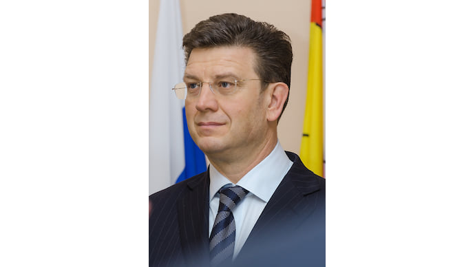Женщина — существо слабое, но мужчина еще слабей