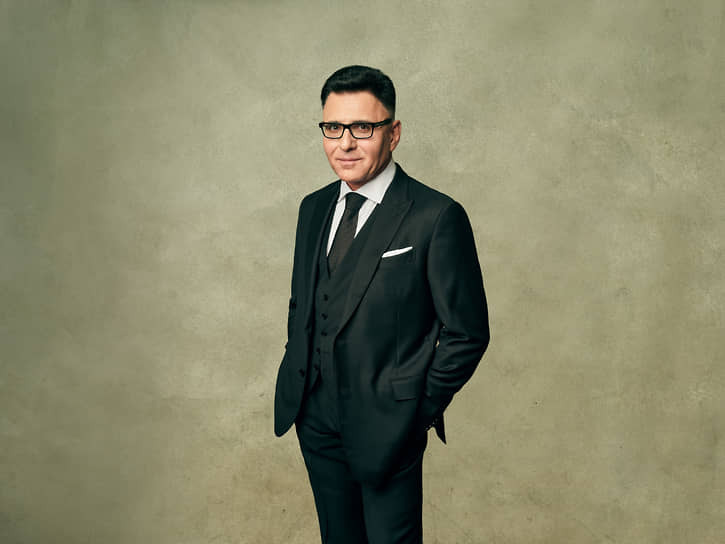 Александр Жаров