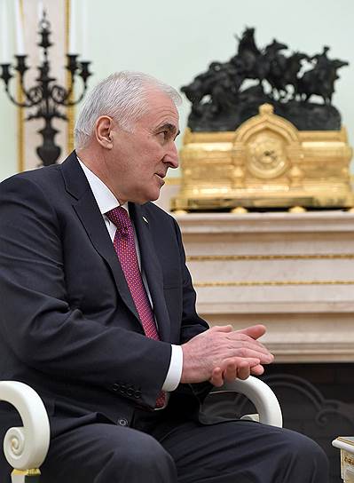 Леонид Тибилов