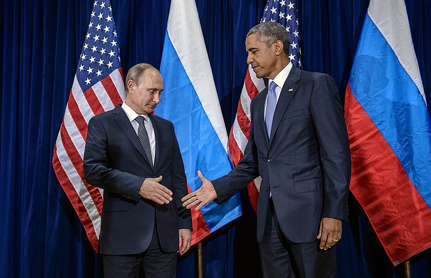 Президент России Владимир Путин (слева) и президент США Барак Обама (справа)