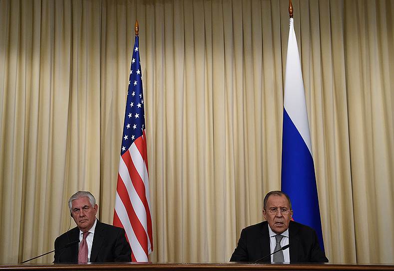 Госсекретарь США Рекс Тиллерсон и глава МИД России Сергей Лавров