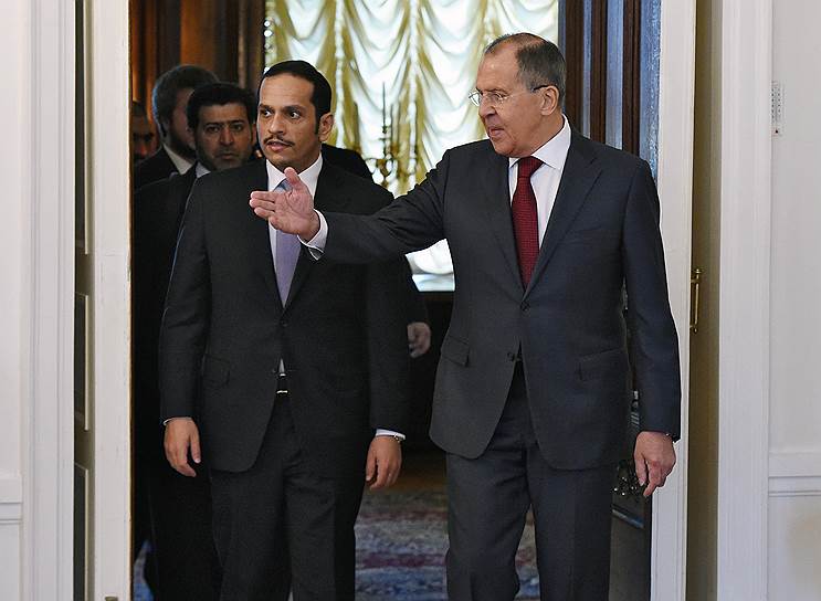 Министр иностранных дел России Сергей Лавров и министр иностранных дел Государства Катар Мохаммед Аль Тани