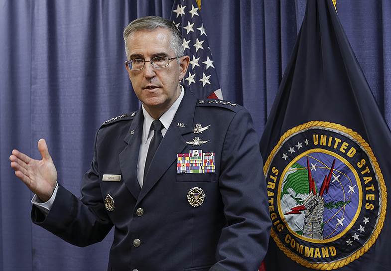 Глава стратегического командования вооруженных сил США генерал Джон Хайтен