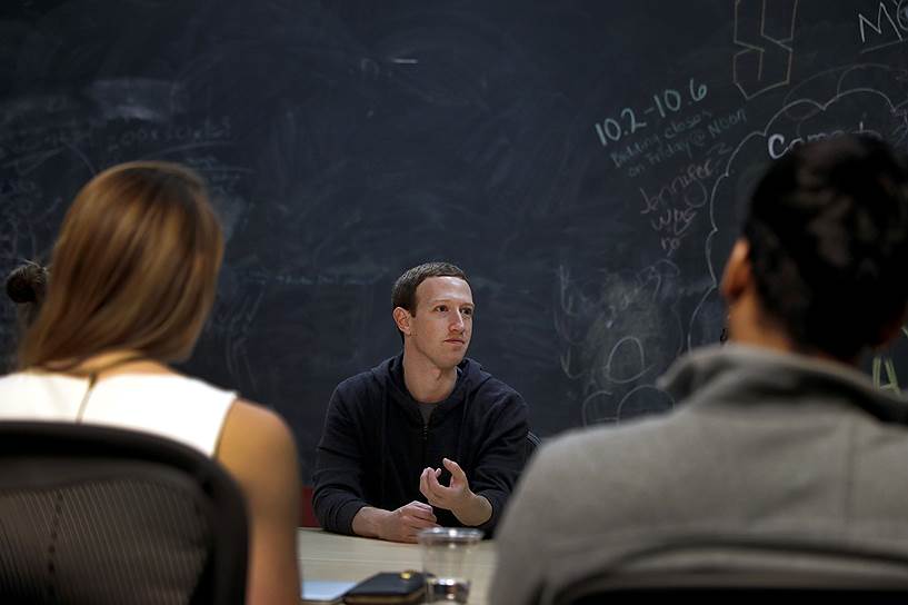 Основатель Facebook Марк Цукерберг — его состояние за год увеличилось также на $23,6 млрд и составило $72 млрд