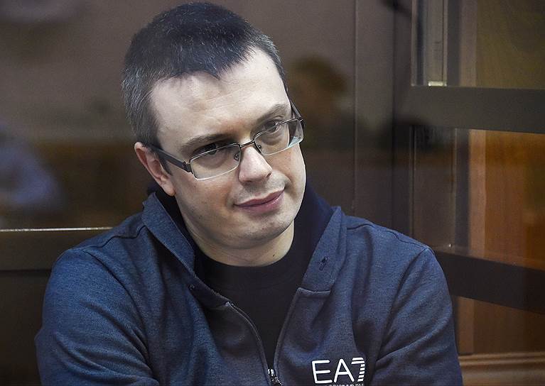 Обвиняемый во взятке бывший первый заместитель руководителя ГСУ СКР по Москве Денис Никандров