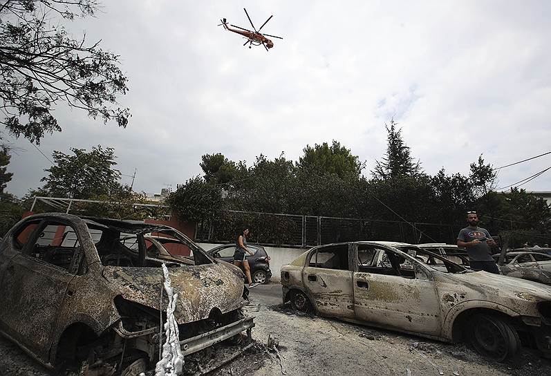 В тушении пожаров задействованы три пожарных самолета и два вертолета