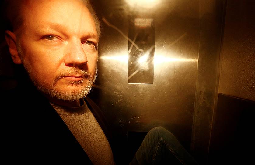 Основатель WikiLeaks Джулиан Ассанж