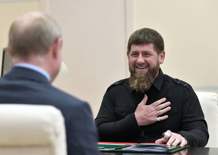 Глава Чеченской Республики Рамзан Кадыров во время встречи с президентом Владимиром Путиным