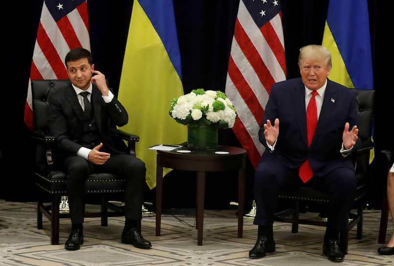Президенты Украины и США Владимир Зеленский (слева) и Дональд Трамп