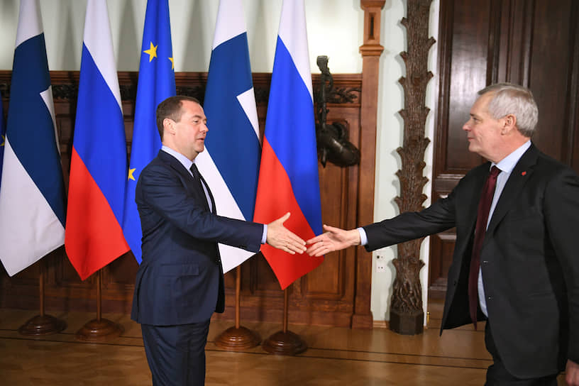Премьер-министр России Дмитрий Медведев и премьер-министр Финляндии Антти Ринне