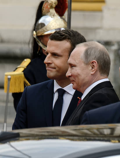 Президенты Франции и России Эмманюэль Макрон и Владимир Путин