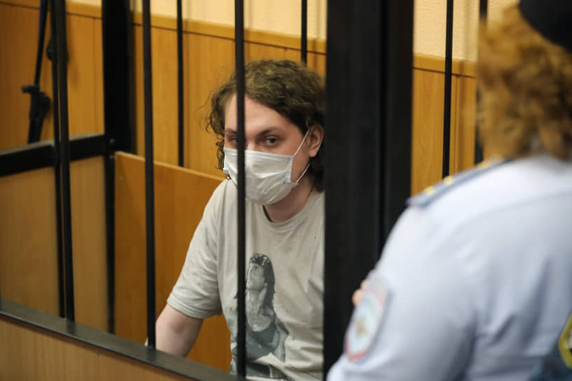 Юрий Хованский на заседании в июне