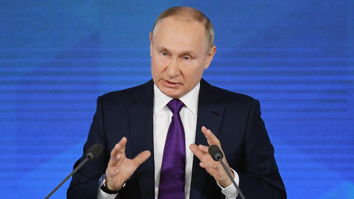 Путин: складывается впечатление, что Украина готовит наступление на Донбасс