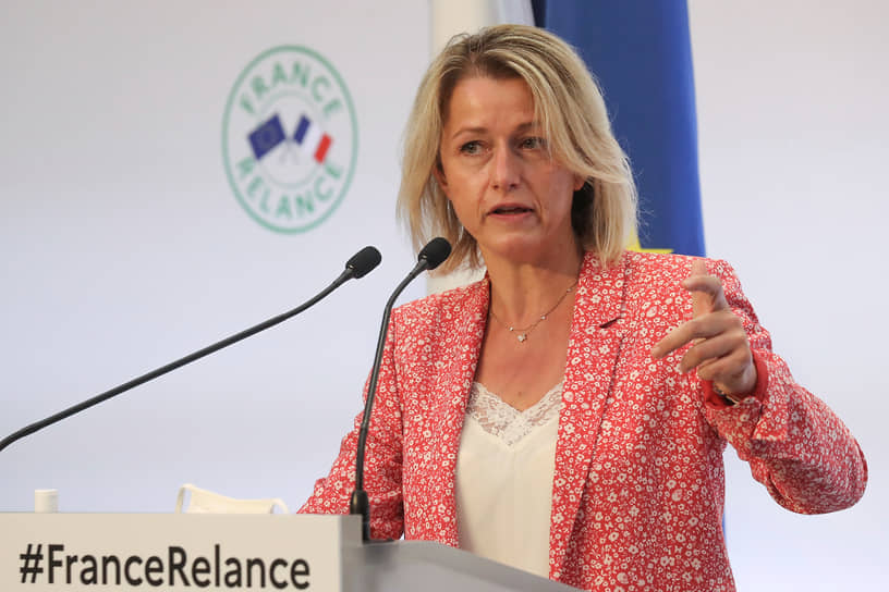 Министр окружающей среды и энергетики Франции Барбара Помпили 