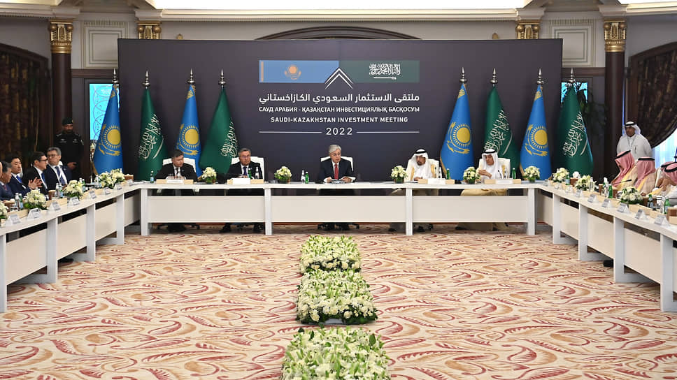 Встреча президента Казахстана Касым-Жомарт Токаева с с наследным принцем Мухаммедом бен Салманом