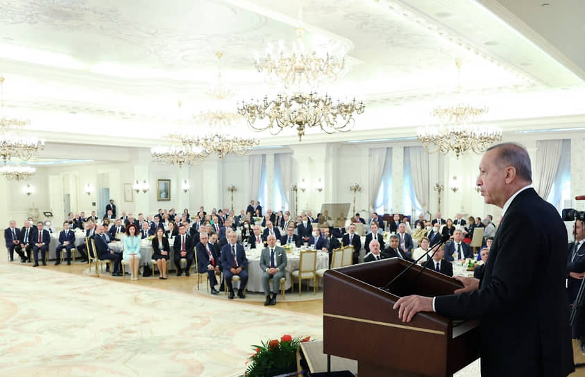 Президент Реджеп Тайип Эрдоган, выступая перед послами в Анкаре