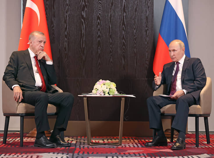 Реджеп Тайип Эрдоган (слева) и Владимир Путин на встрече в сентябре