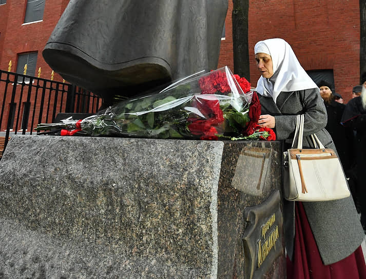 Церемония открытия памятника протопопу Аввакуму 